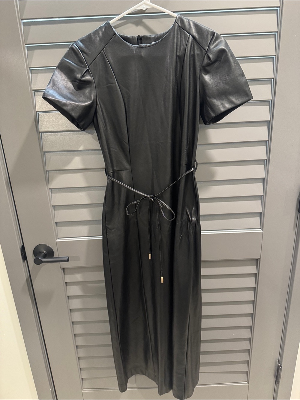 Sfera basic long leather short sleeve dress